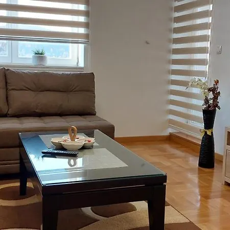 Apartman Mm 아파트