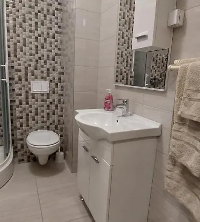 Apartman Mm * 페일
